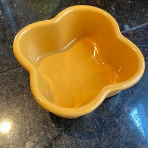 Chantal 4 leaf clover bowl 1 cup